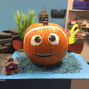 Pumpkin Decorating Contest